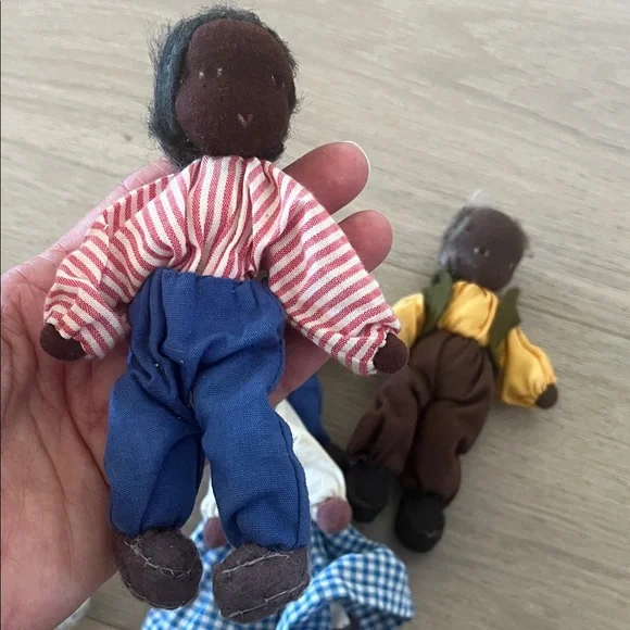 7 Waldofr-style Handcrafted  Cloth Doll Set with Colorful Outfits - Picture 6 of 10